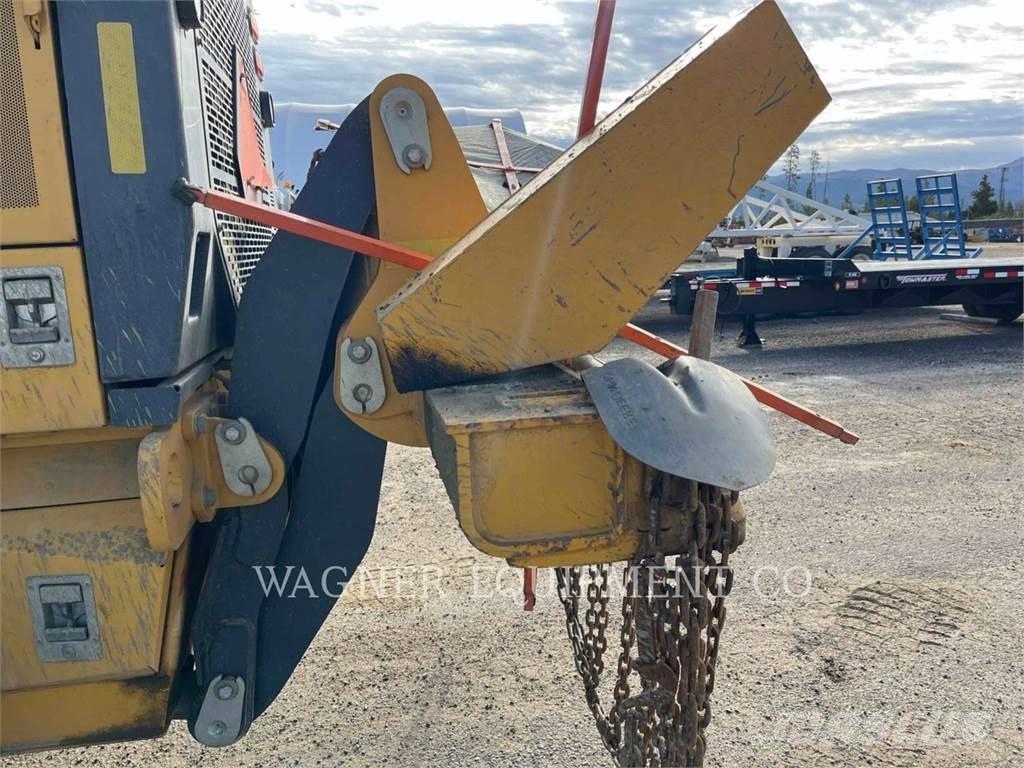 John Deere & CO. 772G AWD Grederji