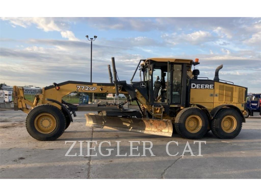 John Deere & CO. 772GP Grederji