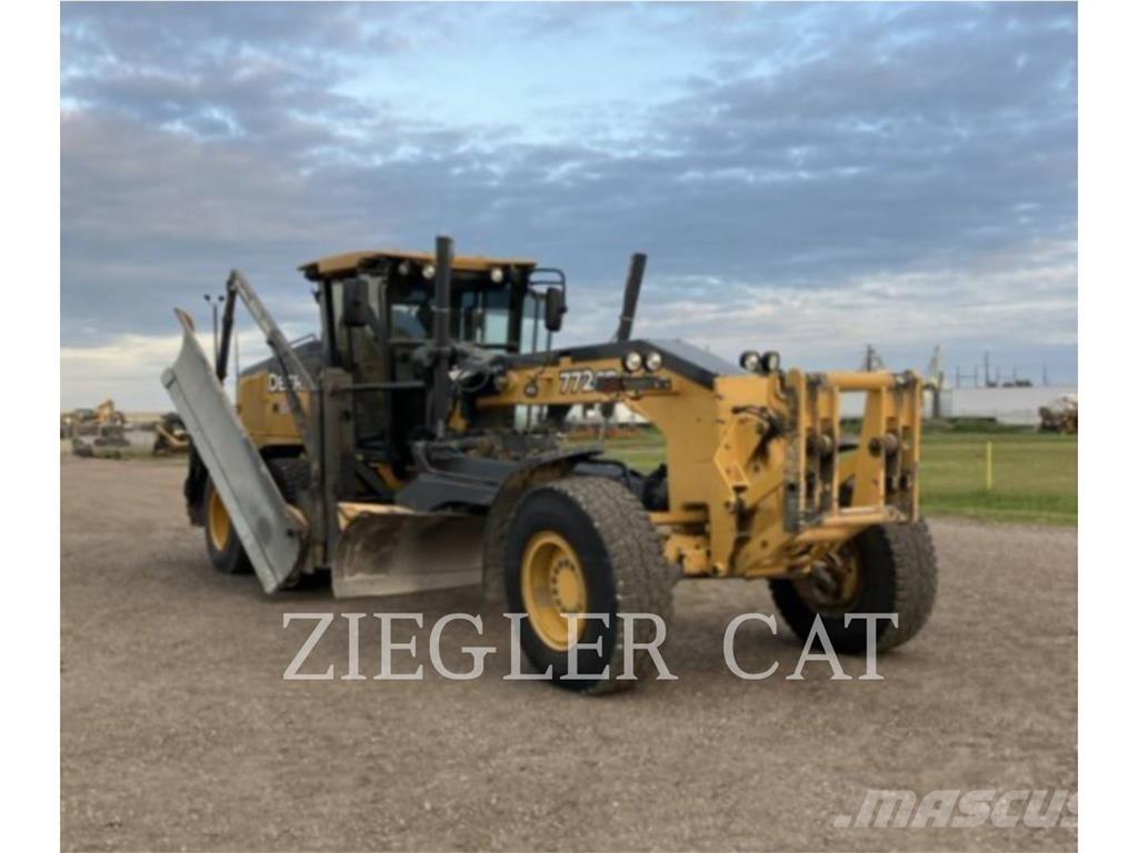 John Deere & CO. 772GP Grederji