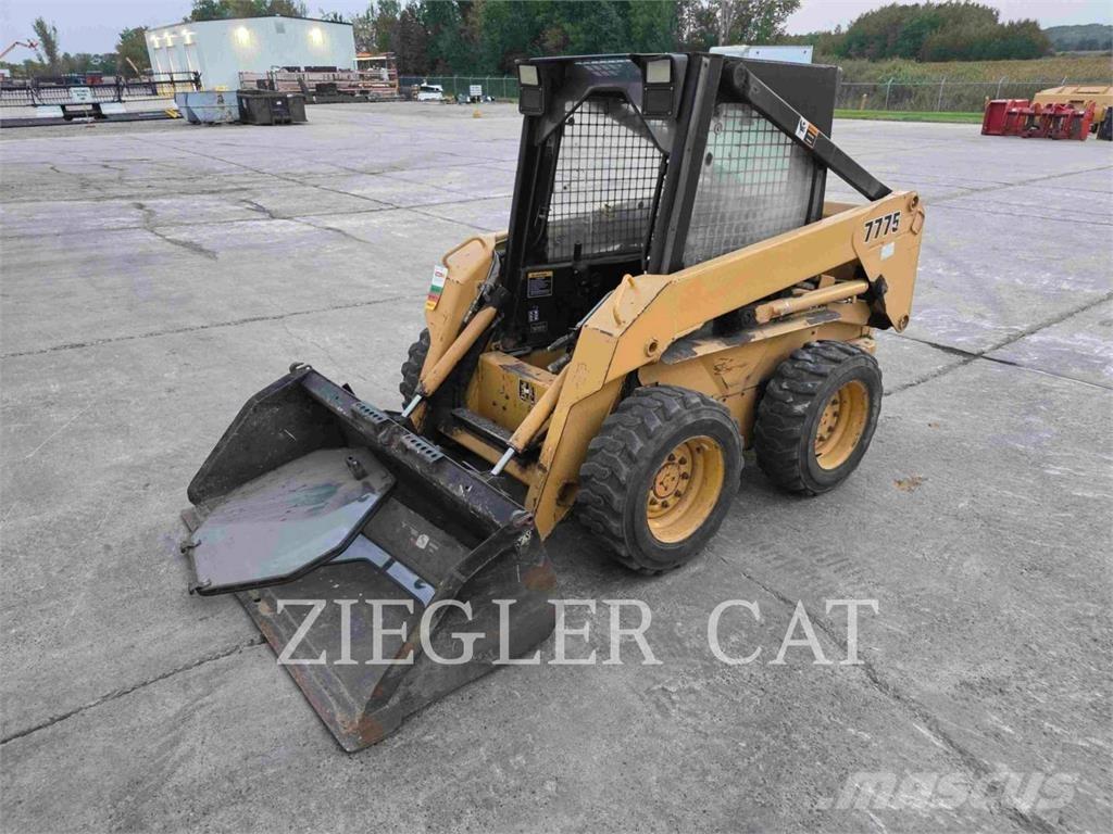 John Deere & CO. 7775 Skid steer mini nakladalci
