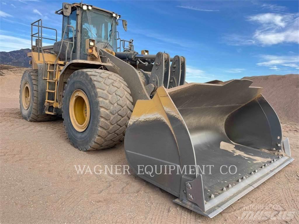 John Deere & CO. 844L Kolesni nakladalci