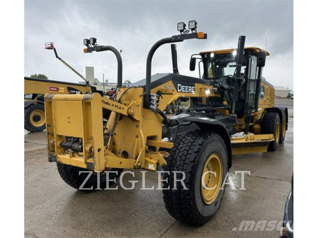 John Deere & CO. 872GP Grederji
