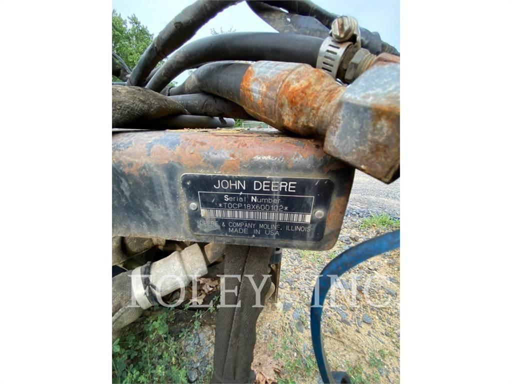 John Deere CP18 Ravnalniki