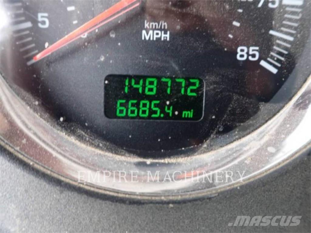 Kenworth (OBSOLETE) T800 Tovornjaki cisterne