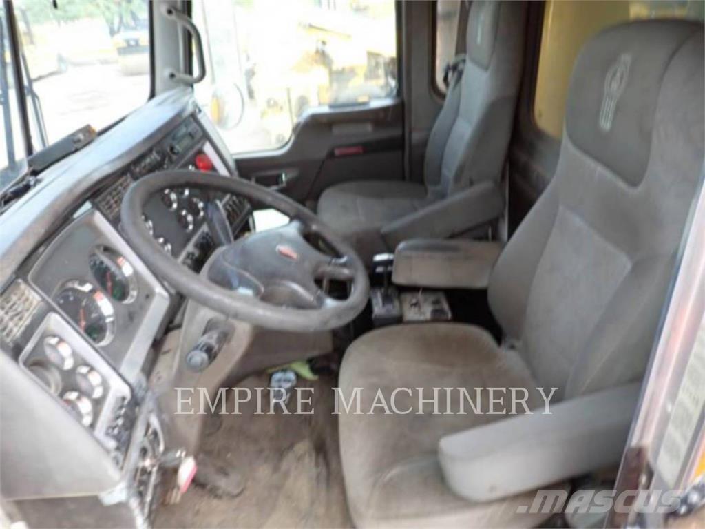 Kenworth (OBSOLETE) T800 Tovornjaki cisterne