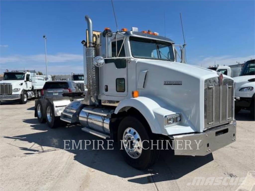 Kenworth (OBSOLETE) T800 Motorji