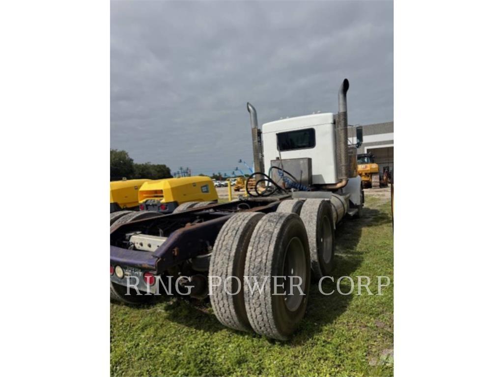 Kenworth W900S Drugi tovornjaki