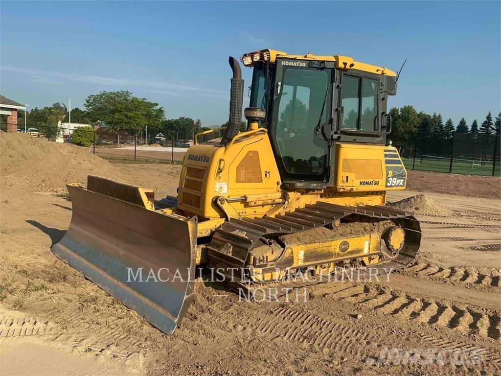 Komatsu D39PX-23 Buldožerji goseničarji