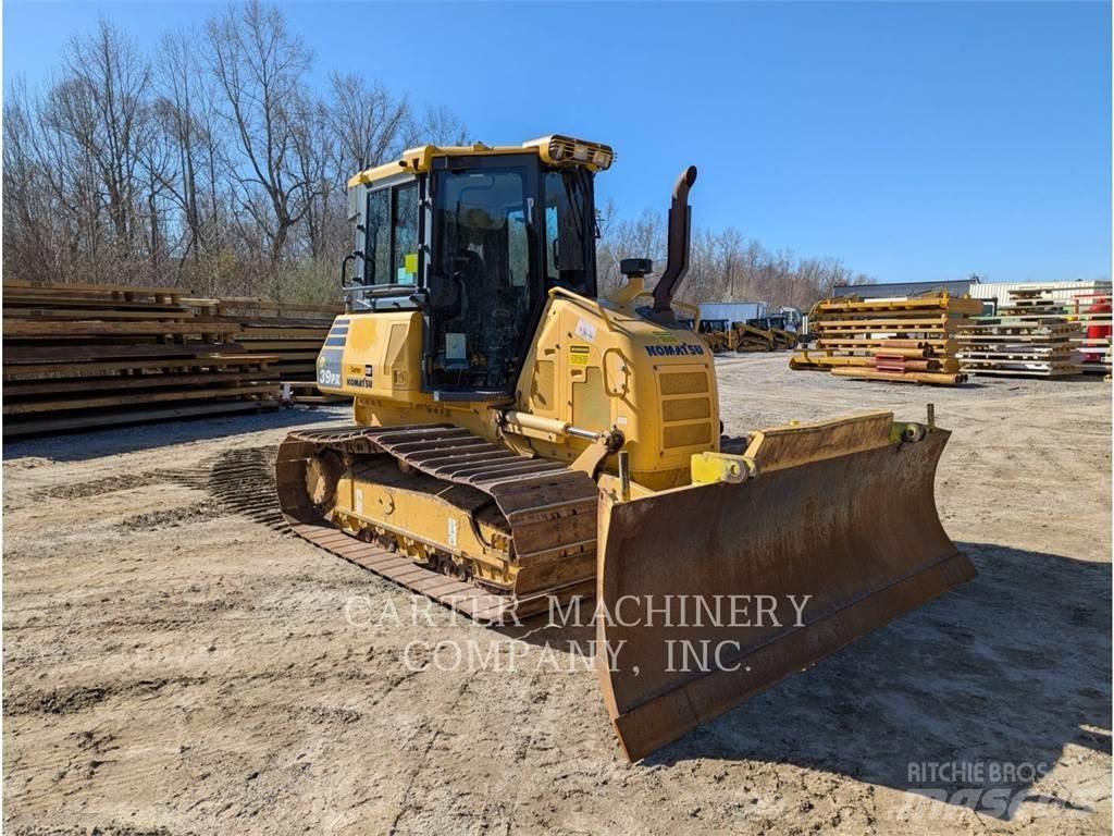 Komatsu D39PX-24 Buldožerji goseničarji