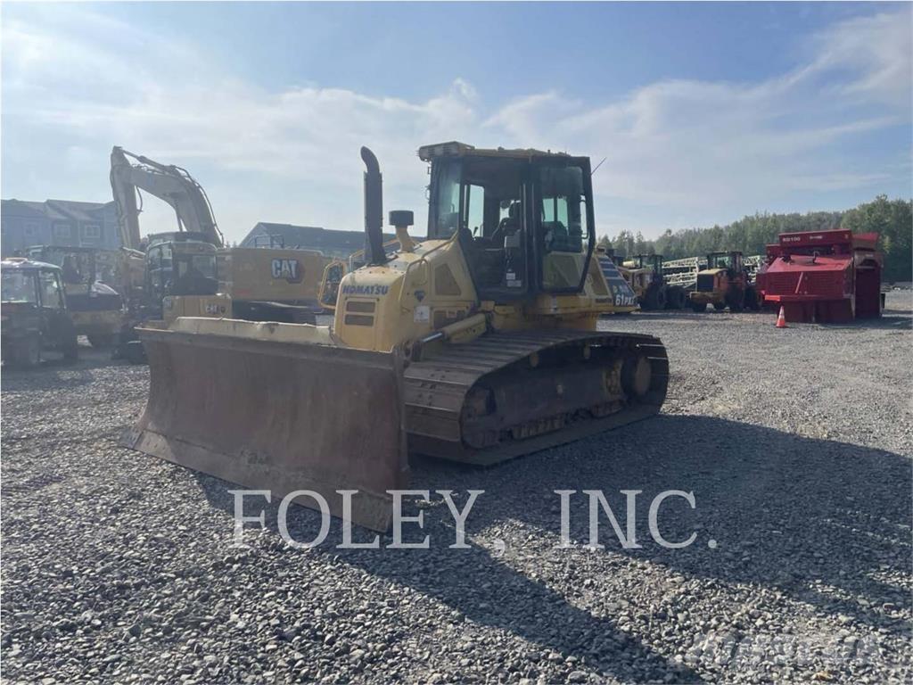 Komatsu D61PX1-23 Buldožerji goseničarji