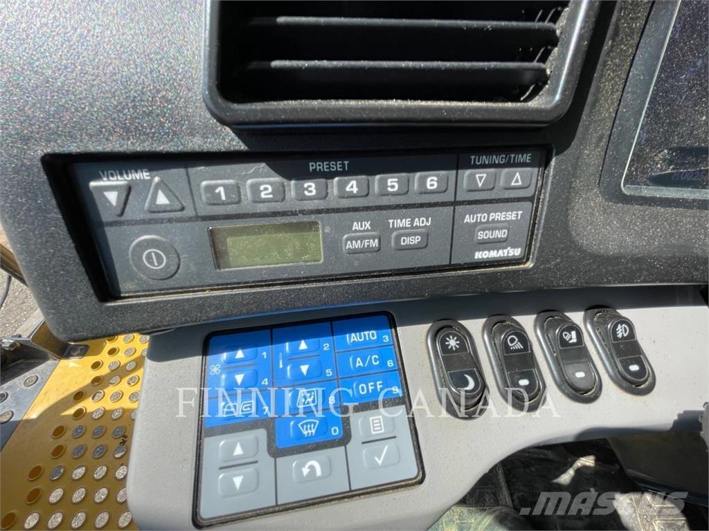 Komatsu HD605-8 Zglobni demperji