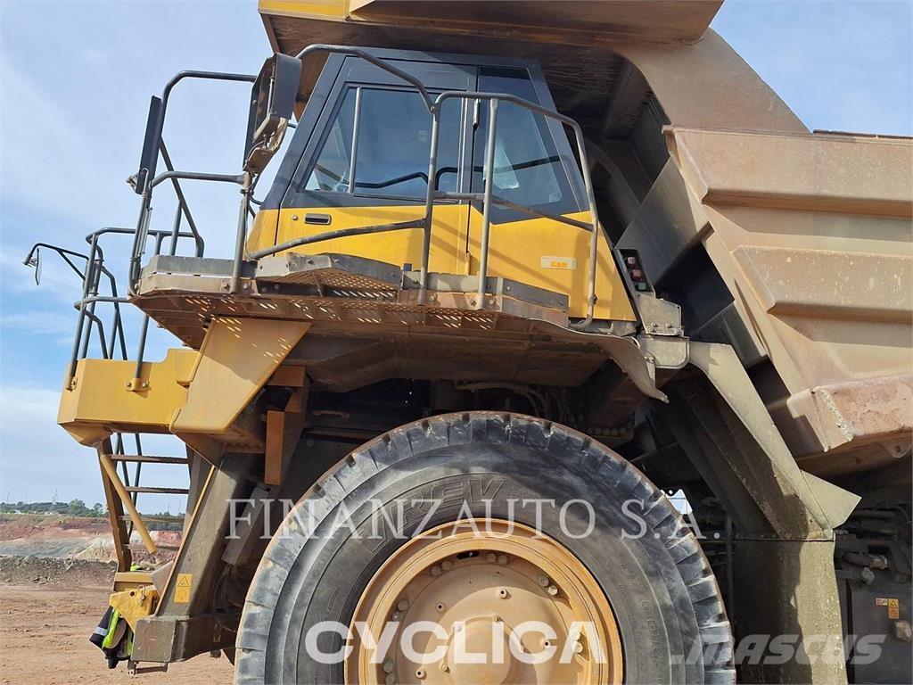 Komatsu HD785-7 Zglobni demperji