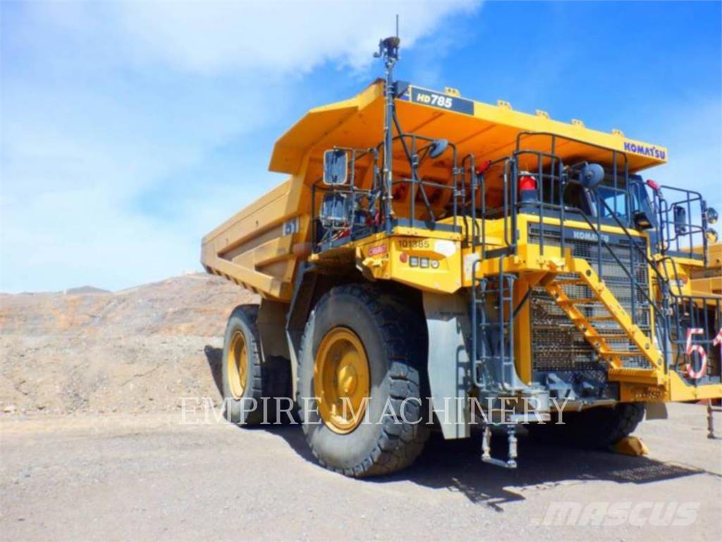Komatsu HD785-8 Zglobni demperji