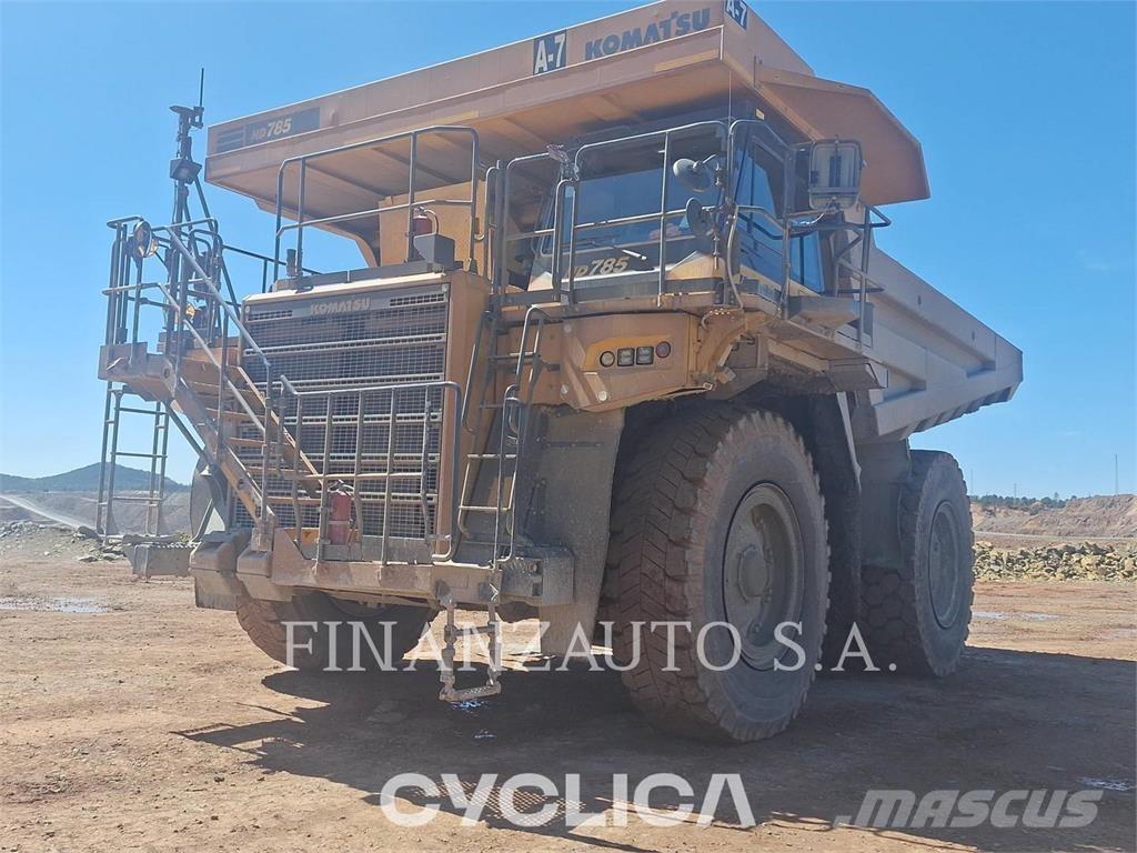 Komatsu HD785-8 Zglobni demperji