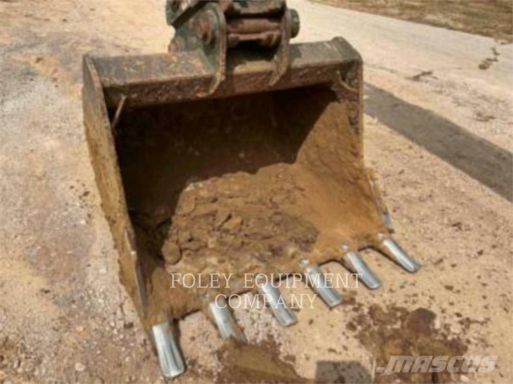 Komatsu PC210LCI11 Bagri goseničarji