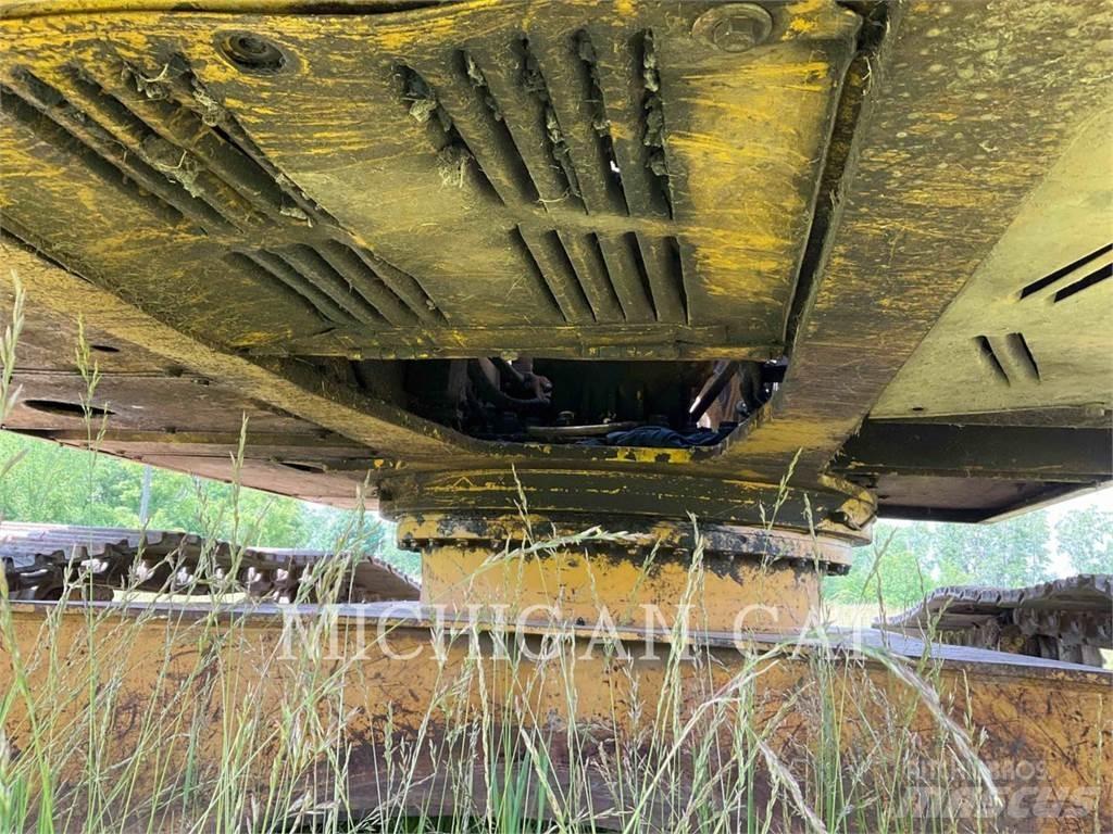 Komatsu PC220 Bagri goseničarji