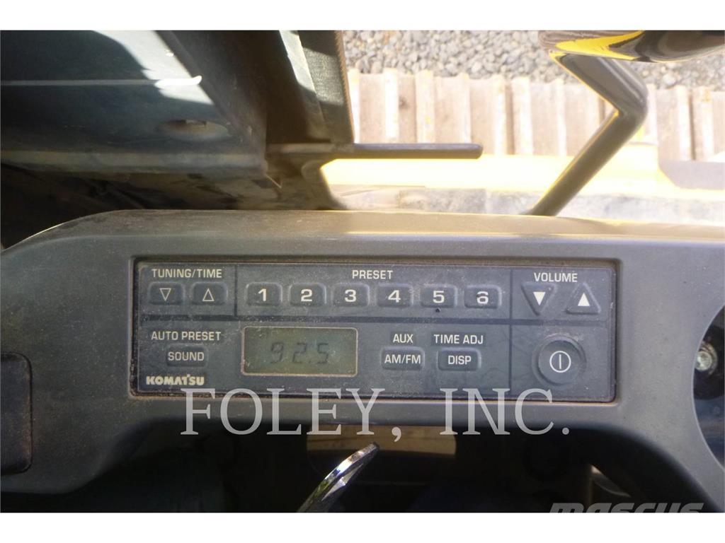 Komatsu PC390LC-10 Bagri goseničarji