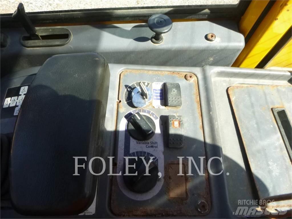 Komatsu WA250-5 Kolesni nakladalci