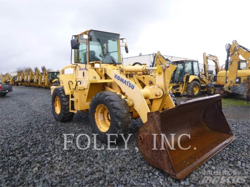 Komatsu WA250-5L Kolesni nakladalci