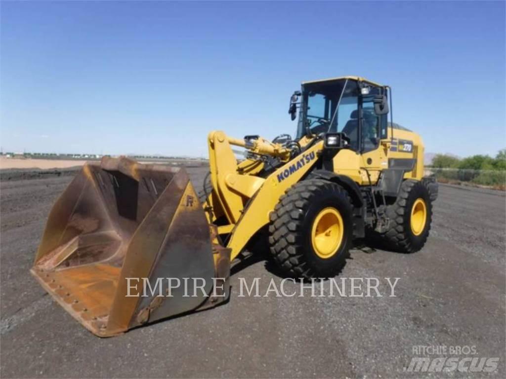 Komatsu WA270-8 Kolesni nakladalci