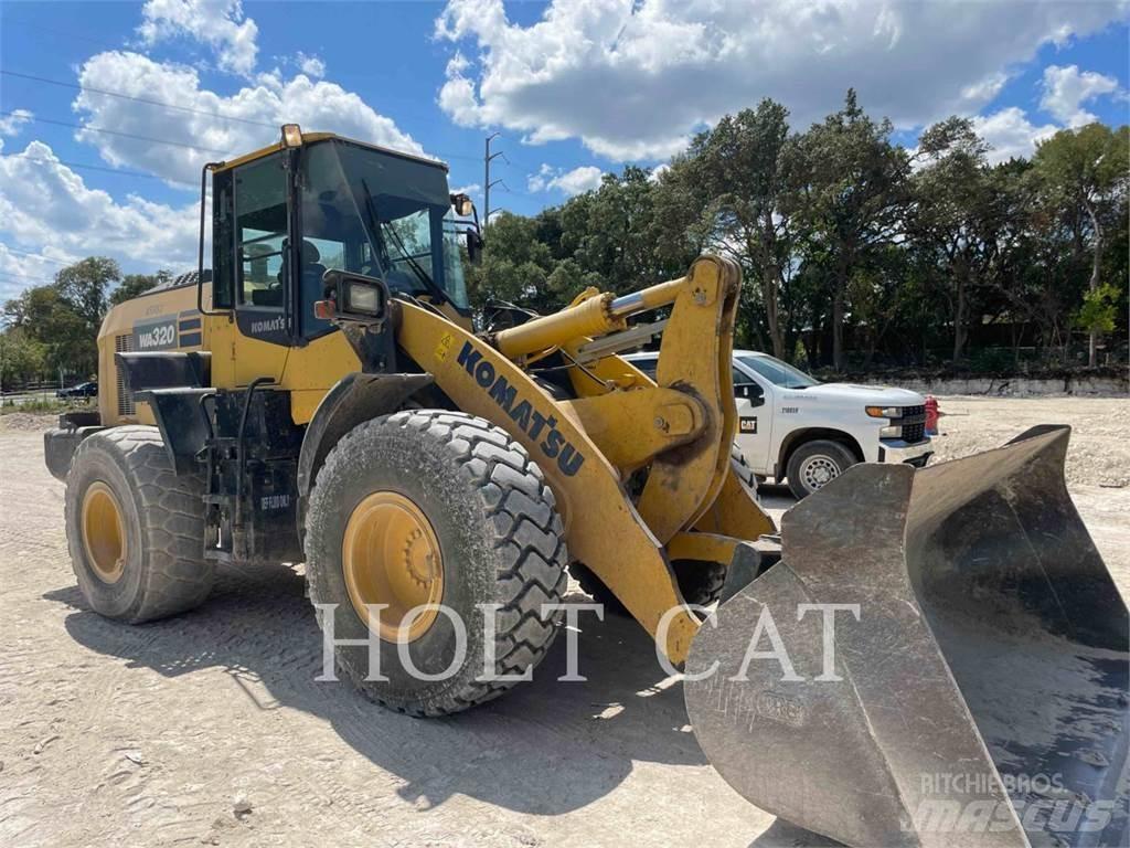 Komatsu WA320-8 Kolesni nakladalci