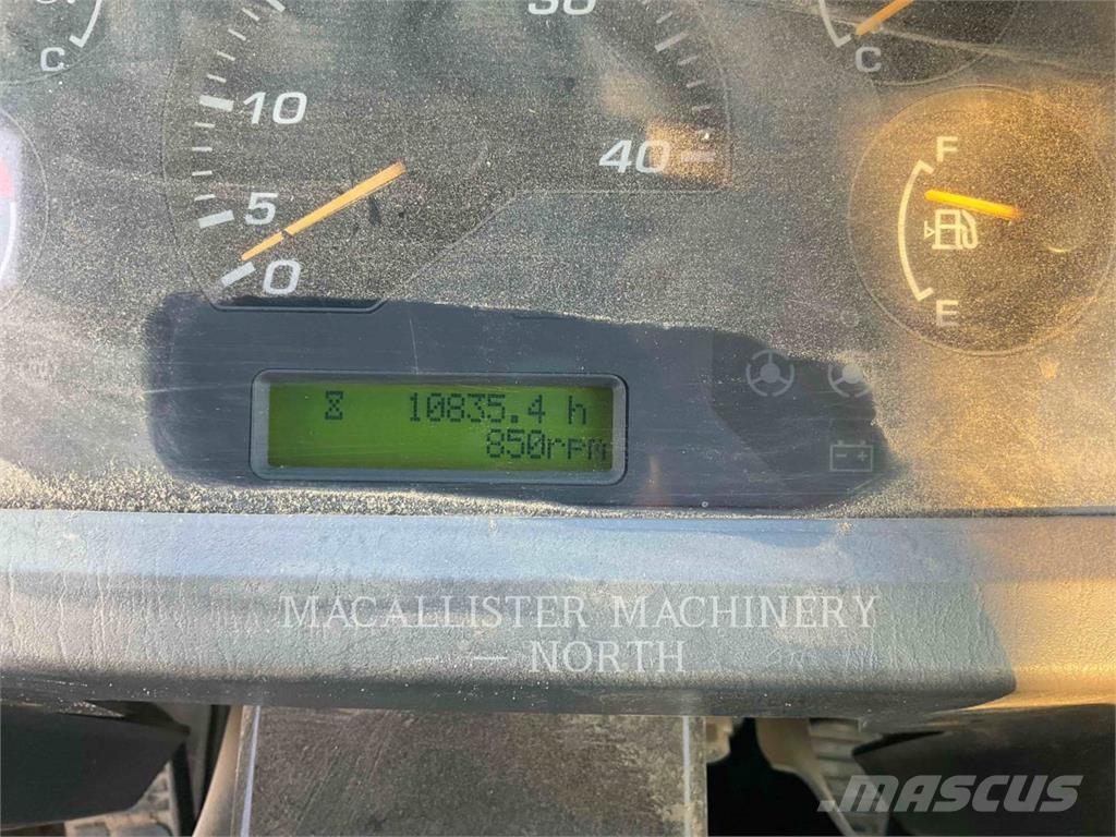 Komatsu WA430-6 Kolesni nakladalci