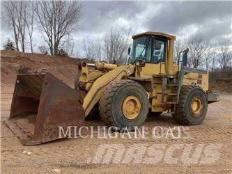 Komatsu WA500 Kolesni nakladalci