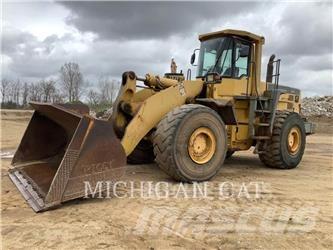 Komatsu WA500-3L Kolesni nakladalci