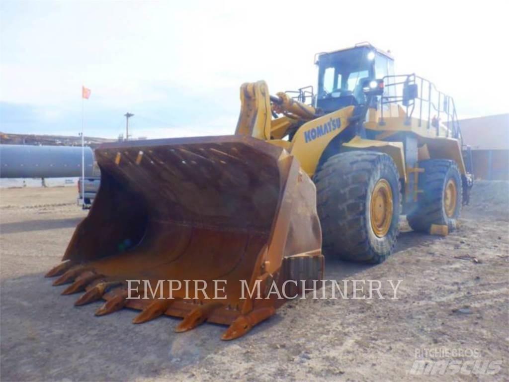 Komatsu WA600-8 Kolesni nakladalci