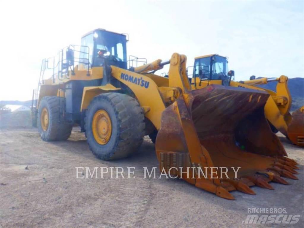Komatsu WA600-8 Kolesni nakladalci