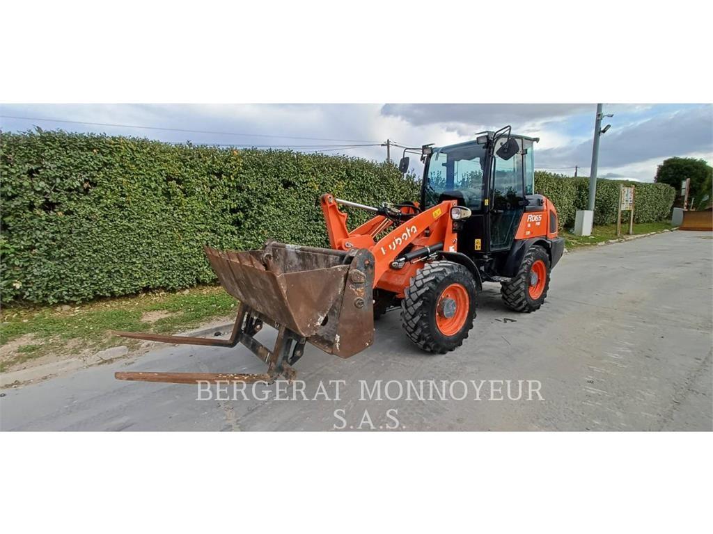 Kubota R065 Kolesni nakladalci