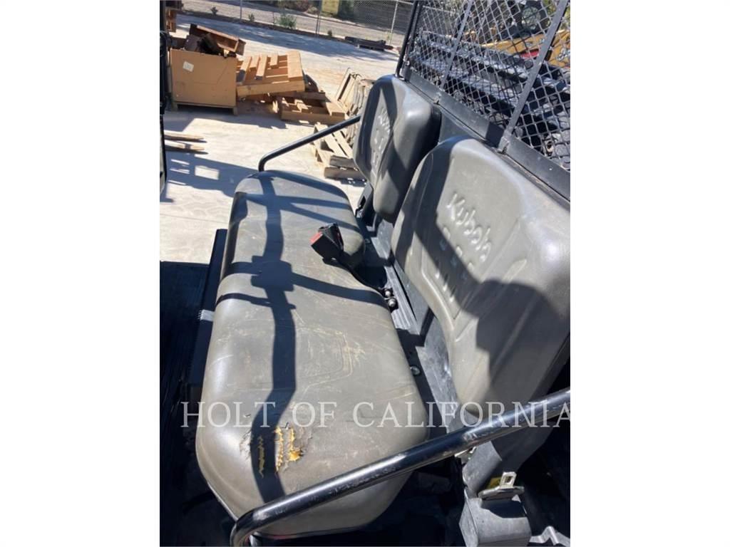 Kubota RTVX1140W Vozila za golf