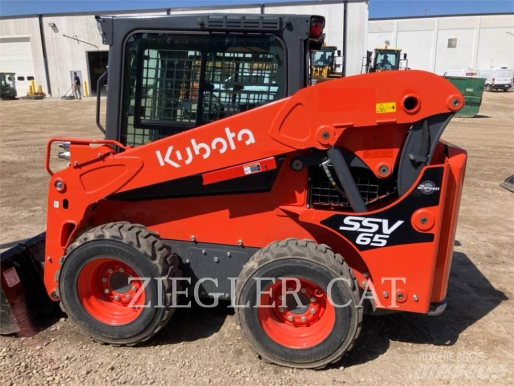 Kubota SSV65 Skid steer mini nakladalci