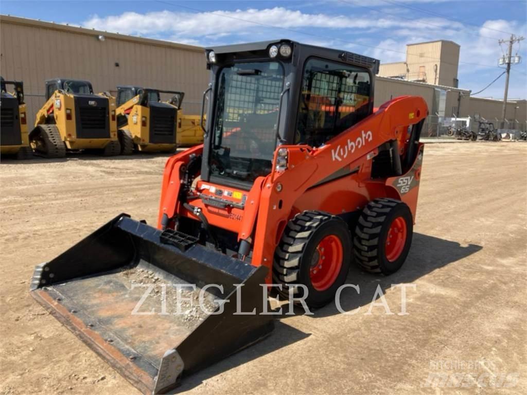 Kubota SSV65 Skid steer mini nakladalci