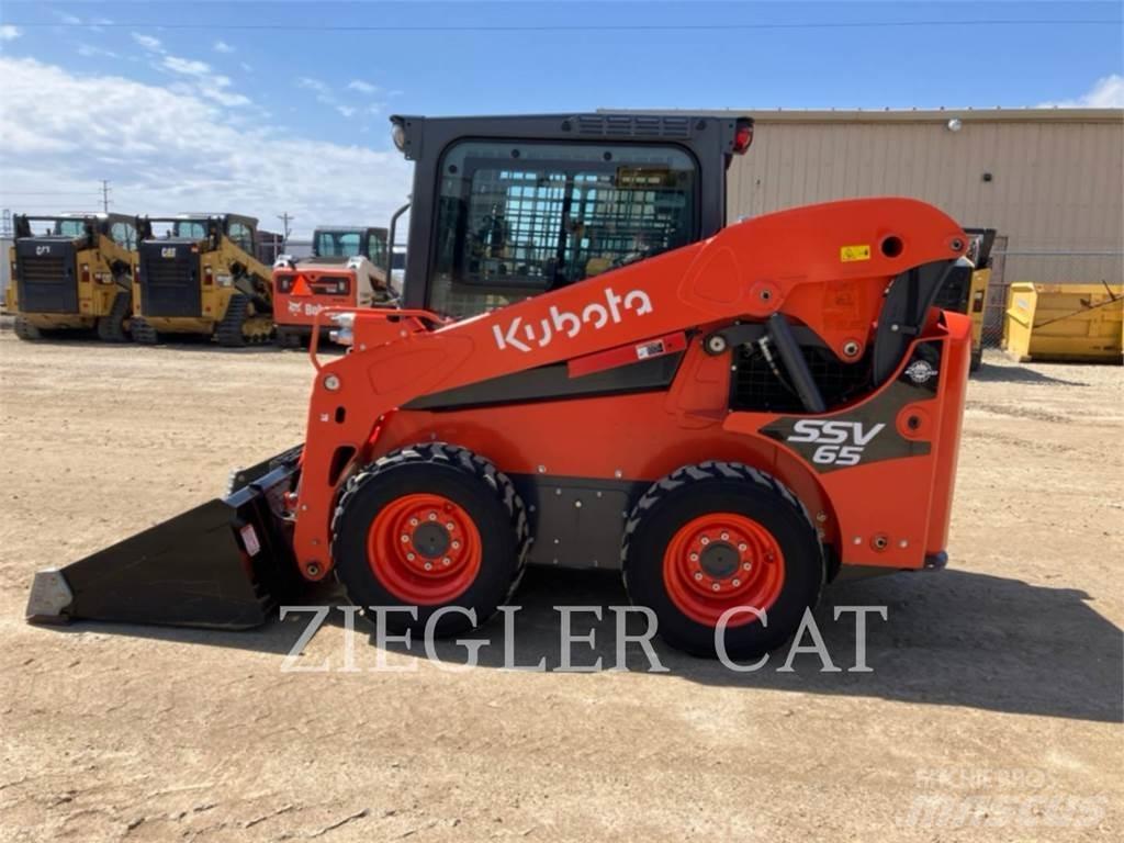 Kubota SSV65 Skid steer mini nakladalci