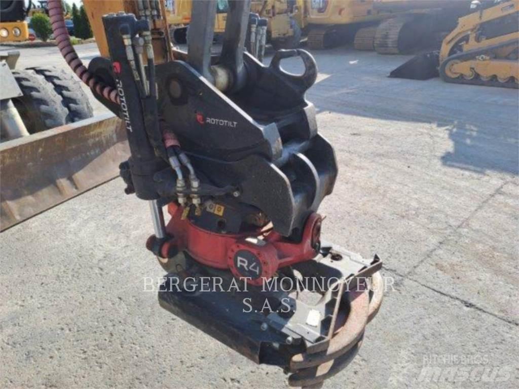 Liebherr A913 Bagri na kolesih