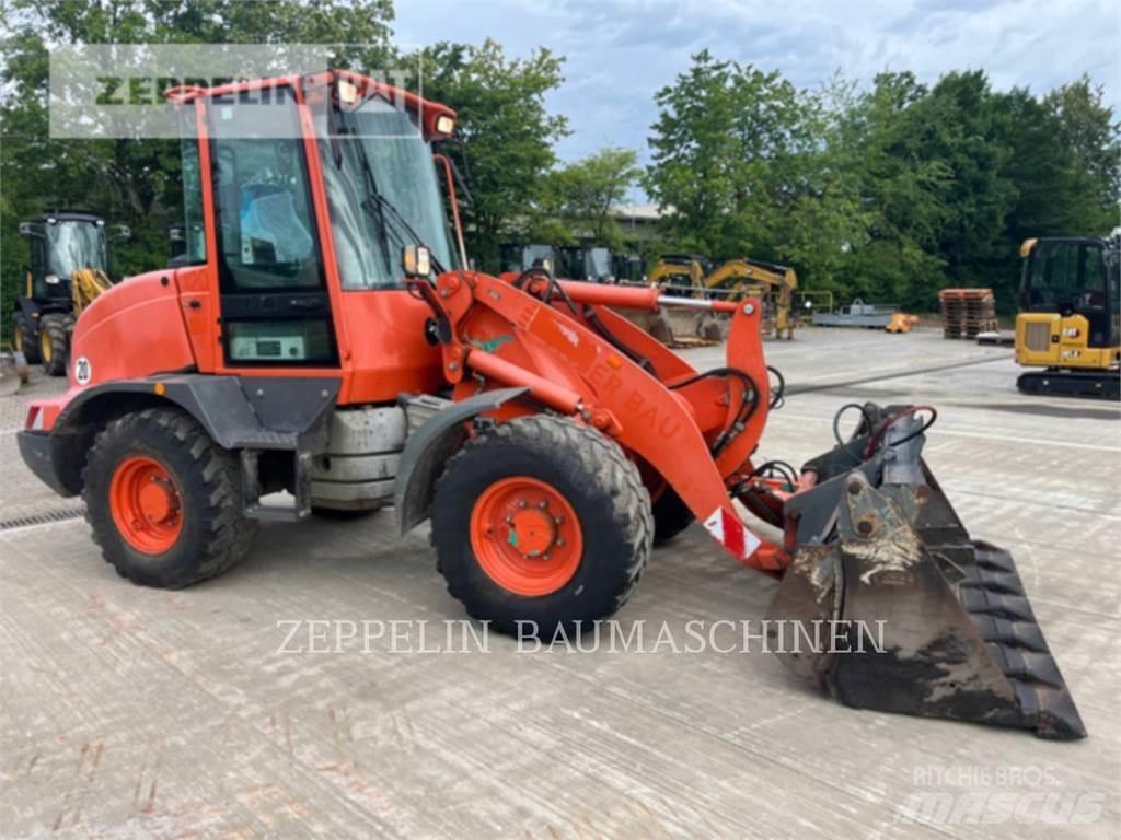 Liebherr L510 Kolesni nakladalci