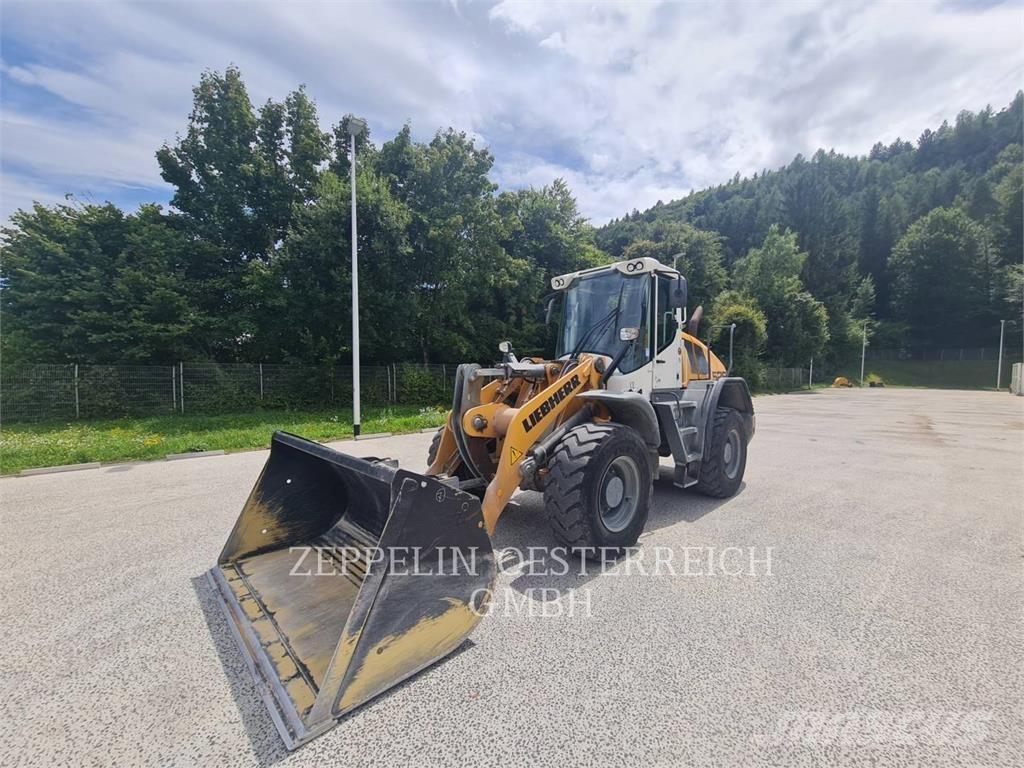 Liebherr L526 Kolesni nakladalci