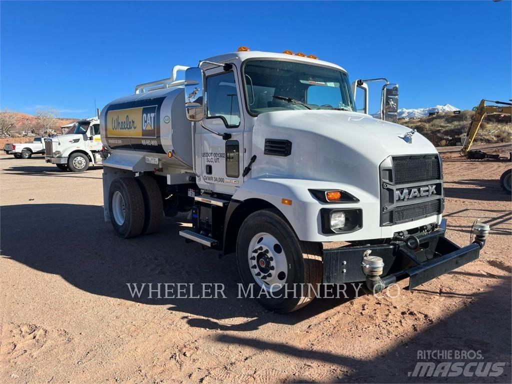 Mack WT2000 A Tovornjaki cisterne