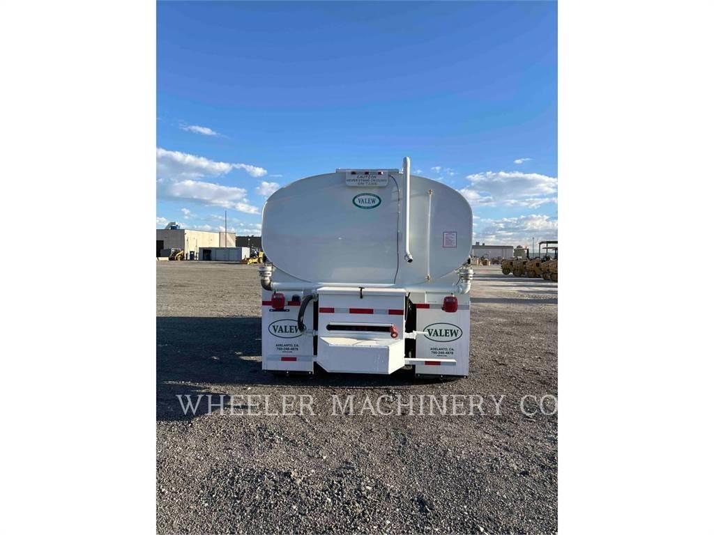 Mack WT2000 A Tovornjaki cisterne