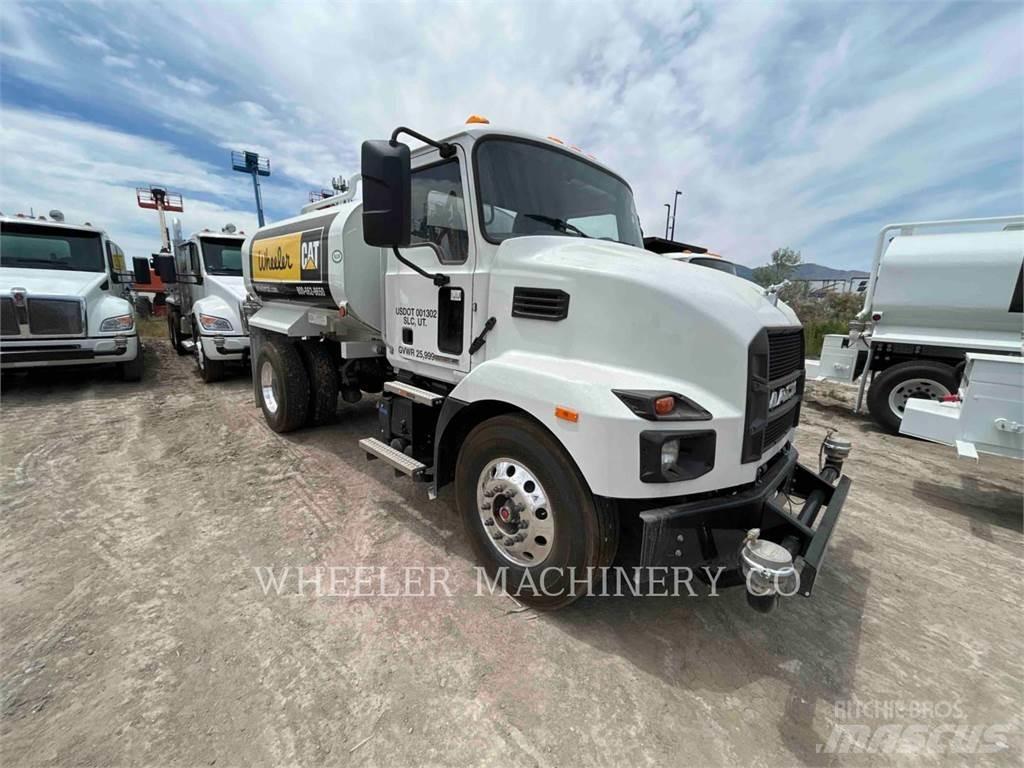 Mack WT2000 A Tovornjaki cisterne