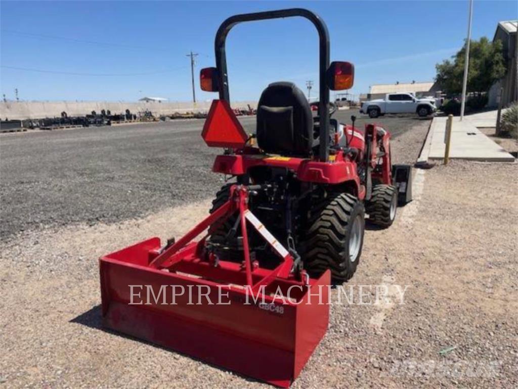 Massey Ferguson GC1723E Traktorji