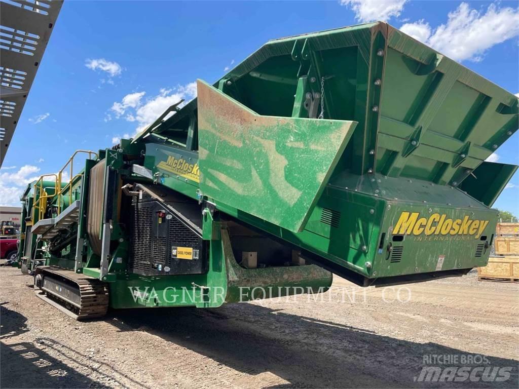 McCloskey R230 Drobilci