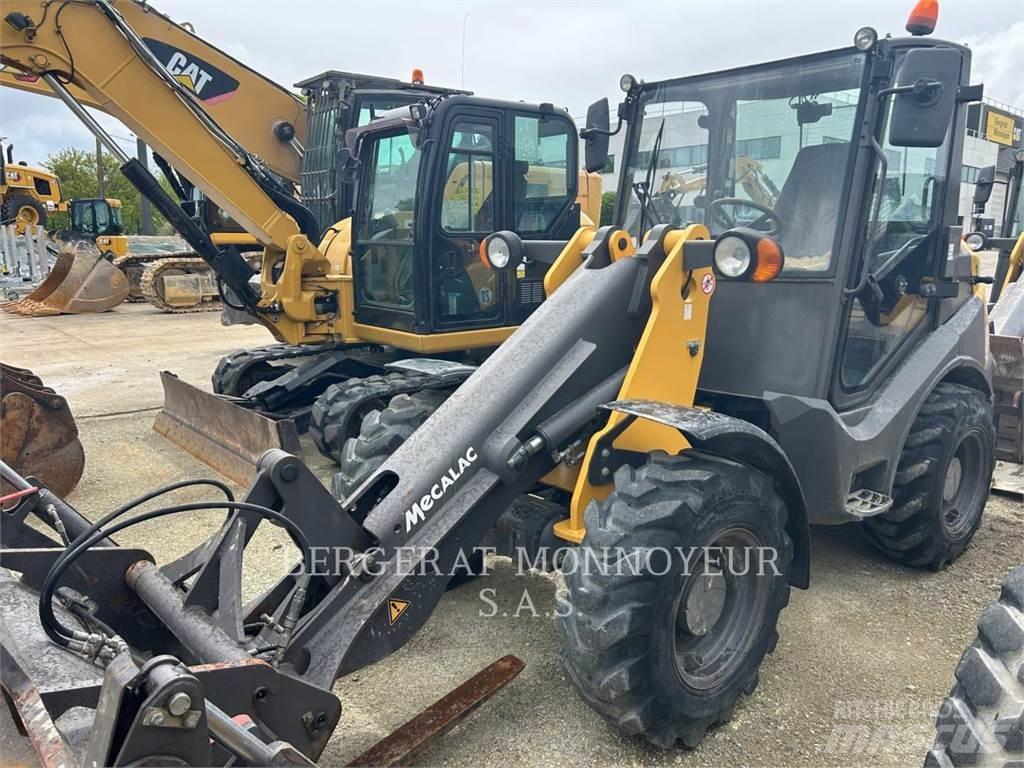 Mecalac AX850 Kolesni nakladalci