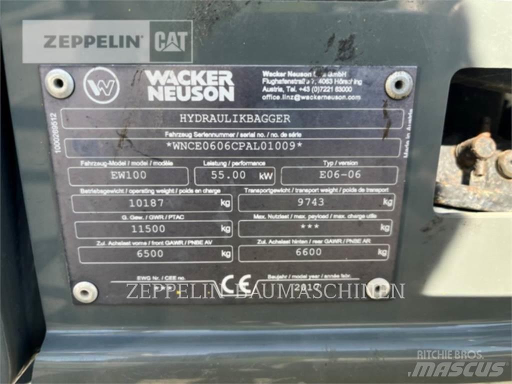 Neuson EW100 Bagri na kolesih