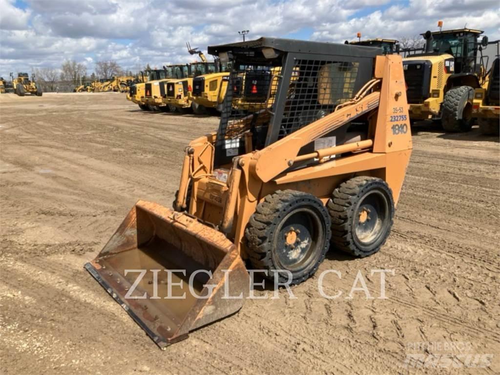 New Holland 1840 Skid steer mini nakladalci