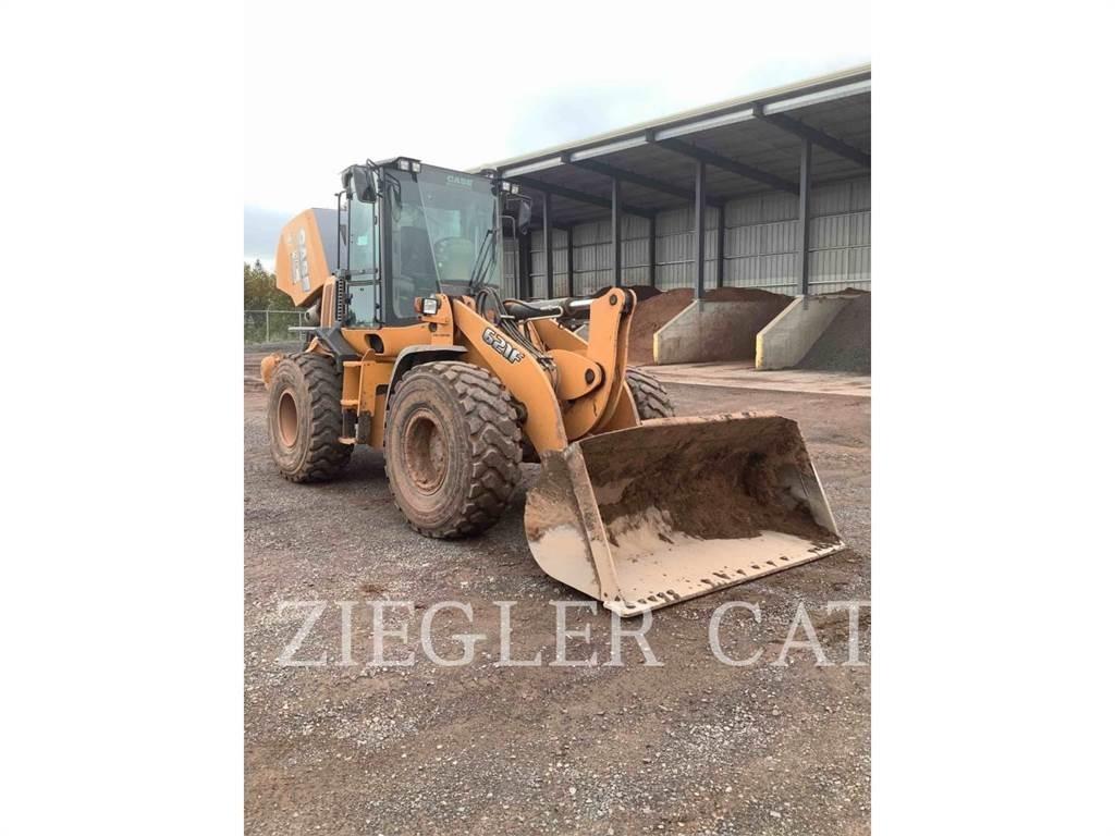 New Holland 621 F Kolesni nakladalci