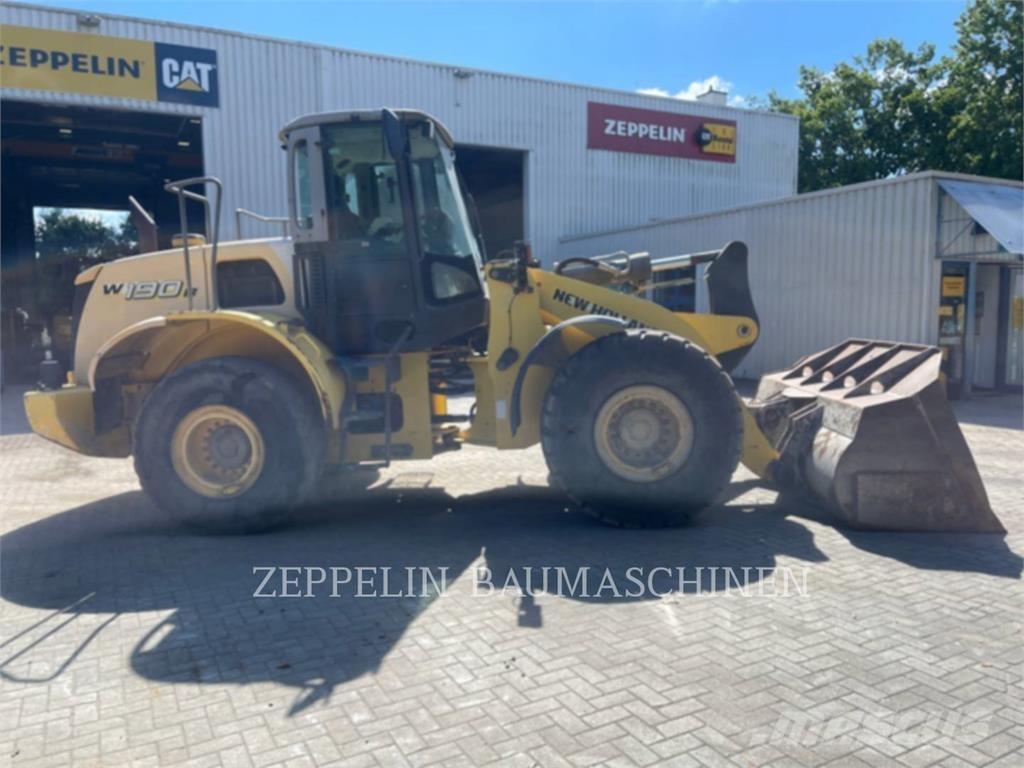 New Holland W190 Kolesni nakladalci