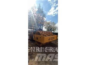 SEM MACHINERY 510 Kompaktorji tal