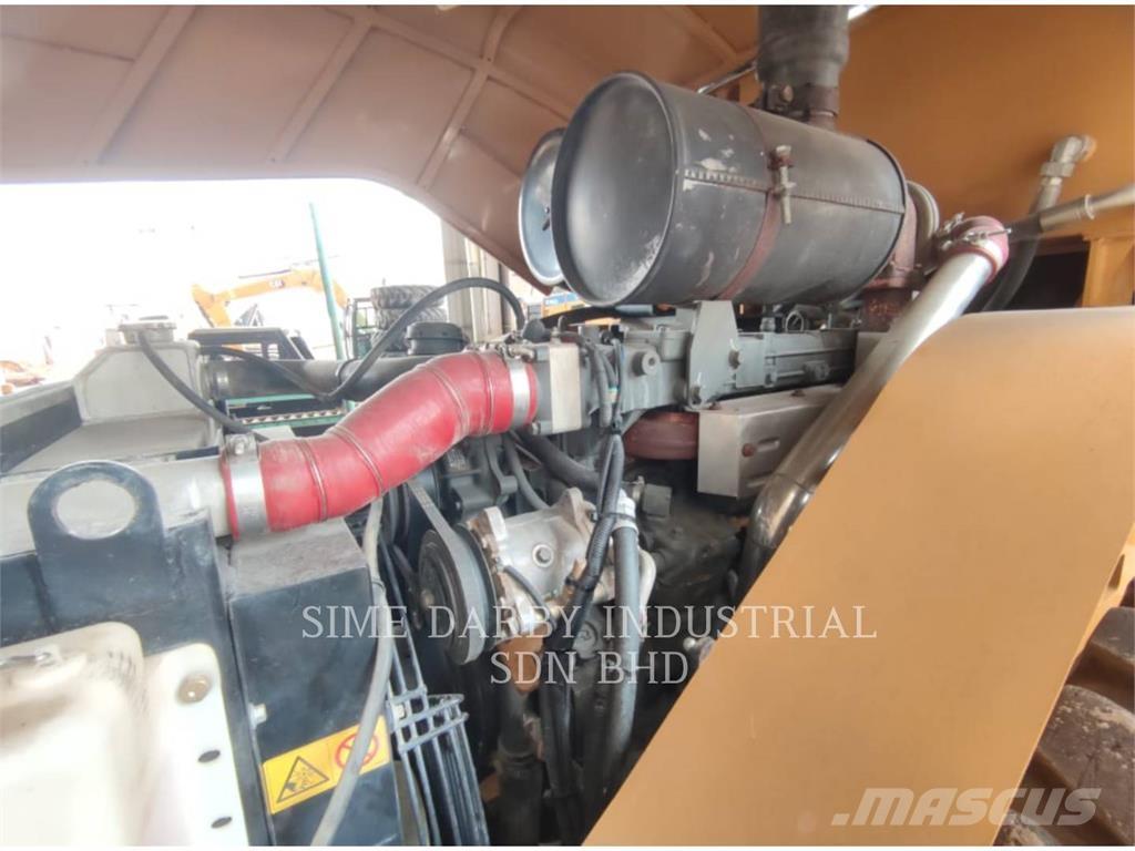 SEM MACHINERY SEM 522 Kompaktorji tal